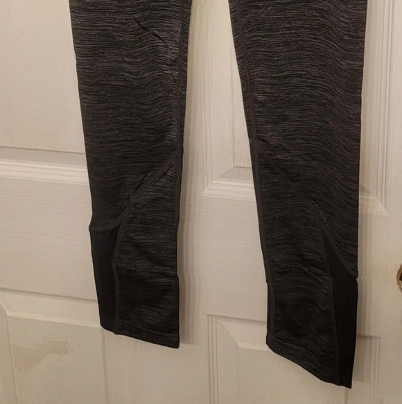 LEGGINGS - Picture 3 of 3